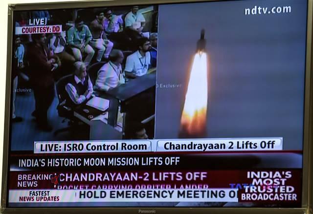Hindistan Chandrayaan-2'yi uzaya gönderdi