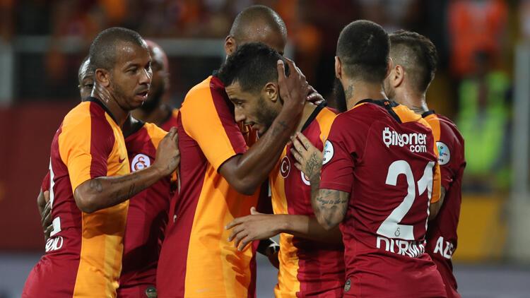 Bakan Kasapoğlu ndan Galatasaray a tebrik mesajı