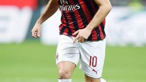 Hakan Çalhanoğlunun golü Milana galibiyeti getirdi