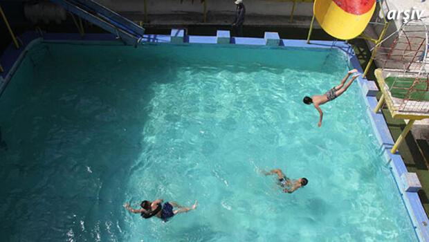 Malatya'da havuza atlayan genç ağır yaralandı