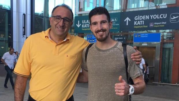 Fenerbahçe'nin yeni transferi İstanbul'a ayak bastı