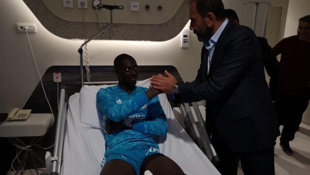 Sivasspor kalecisi Samassa taburcu edildi
