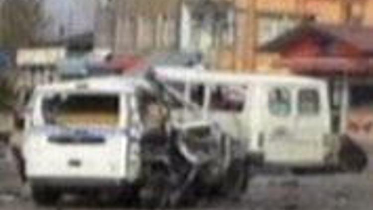 Van'da PKK'dan canlı bomba eylemi: 3 ölü