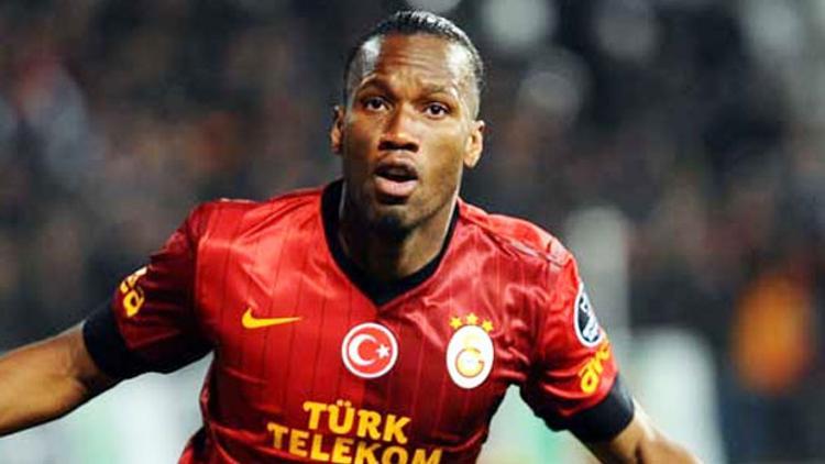 Didier Drogba Chelsea'ye döndü