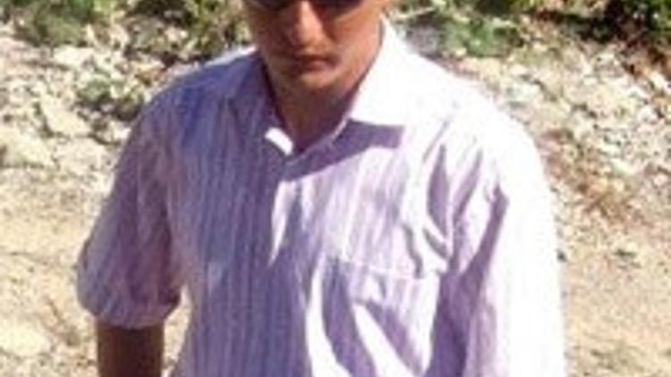 Polisi ağaca bağlayıp kurşuna dizdiler