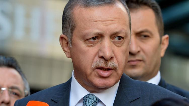 Başbakan: Onlar benden özür dilesin