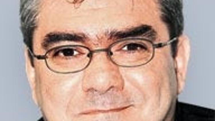 Yılmaz Özdil Hürriyet'te