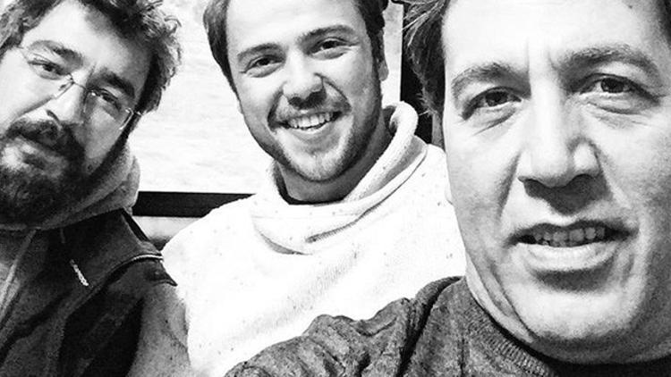 Emre Kınay ve Tolga Sarıtaş'tan Güneşin Kızları'na veda pozu