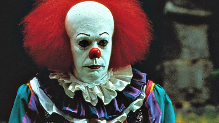 Korkunç palyaço Pennywise geri dönüyor
