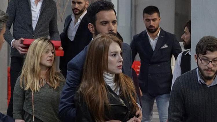 Kiralık Aşk 61. bölüm fragmanında şaşırtan öpüşme sahnesi