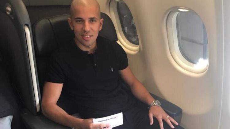 Sofiane Feghouli İstanbul'da!