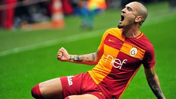 Terim kararını verdi! Maicon...