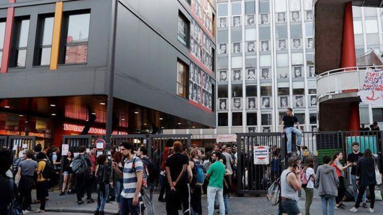 Fransa'da bir üniversiteye daha polis operasyonu