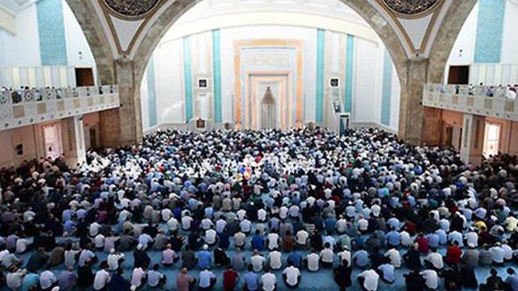 İstanbul'da Cuma Namazı saat kaçta kılınacak? İşte İstanbul Cuma namazı saatleri