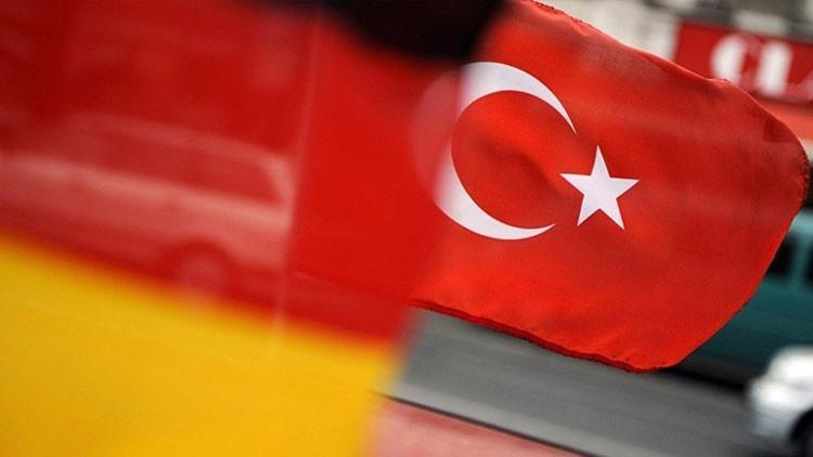 Alman Dışişleri Bakanı Maas'tan Türkiye'ye yakınlaşma mesajı