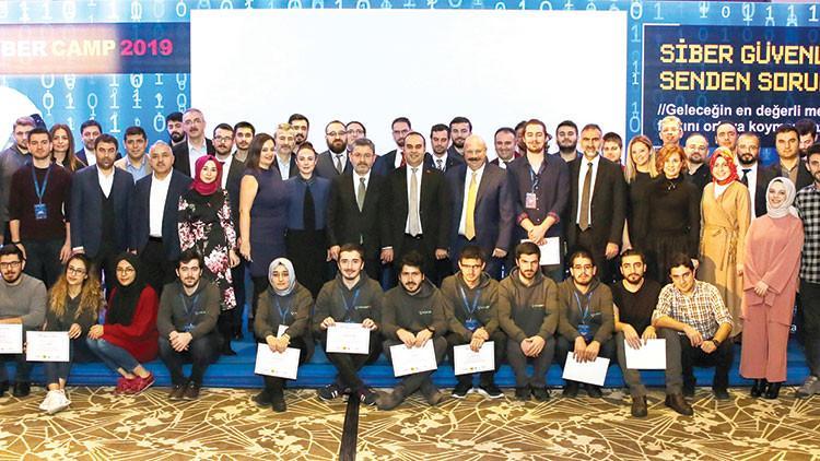 Siber güvenlik uzmanları mezun oldu