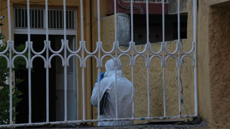 Adana'da bir kişi evinde ölü bulundu