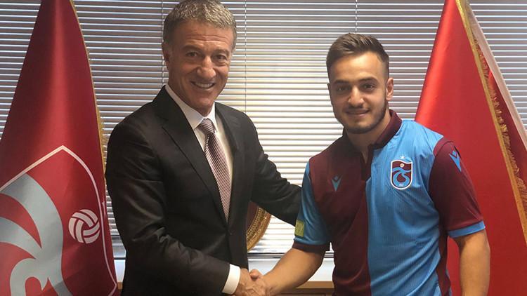Trabzonspor, yeni transferini KAP'a bildirdi!
