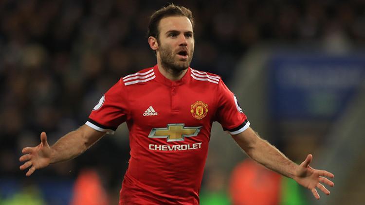 Juan Mata Manchester'da kaldı!