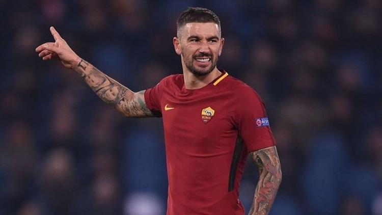 Kolarov, Fenerbahçe için geldi!