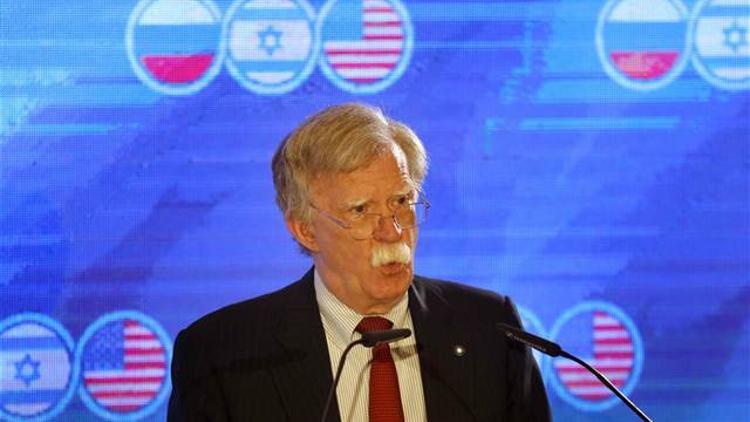 Bolton'dan İran'a yeni yaptırım tehdidi