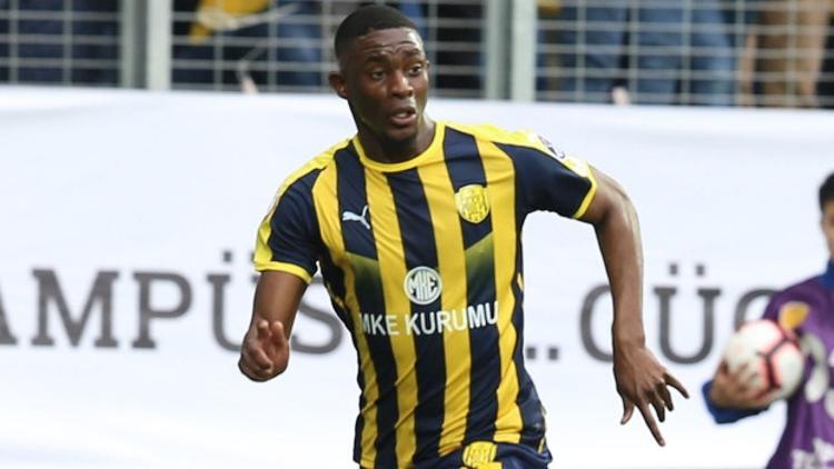 Denizlispor, Sacko ile ön protokol imzaladı! | Transfer haberleri...