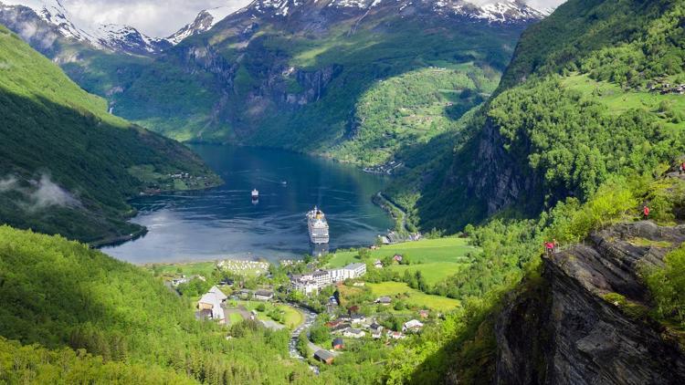 Doğanın mucizelerinden Norveç Fiyortları