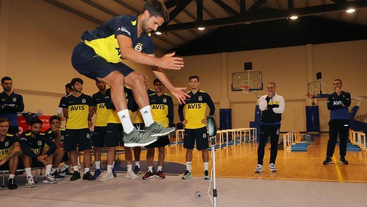 Fenerbahçe salonda çalıştı