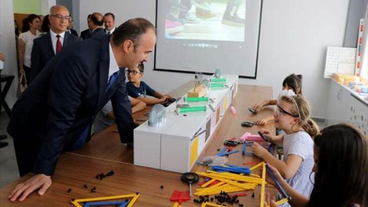 "Geleceğin bilim insanları bu atölyelerde yetişecek"