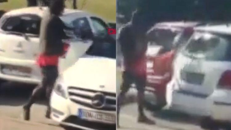Sığınma başvurusu reddedilince otomobillere saldırdı