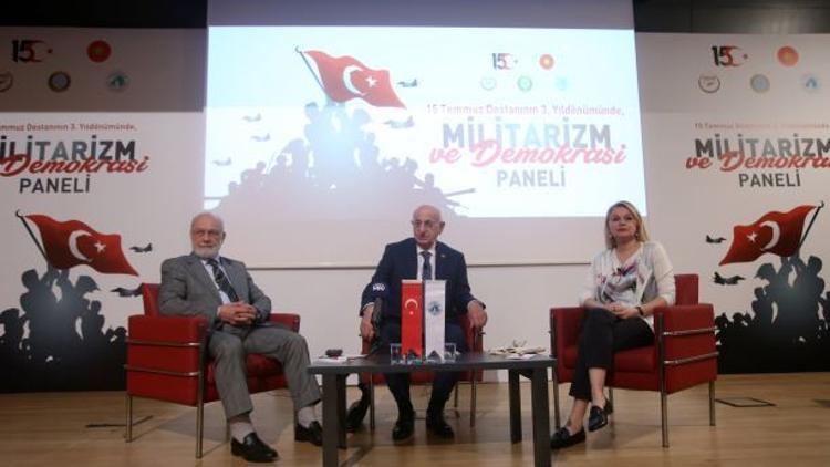 Militarizm ve Demokrasi Paneli düzenlendi