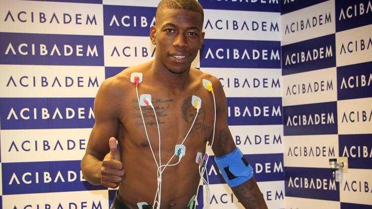 Yeni Malatyaspor, Teenage Hadebe'yi renklerine bağladı