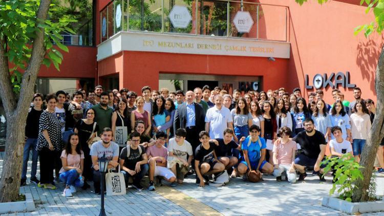 İTÜ lise yaz okulu ilk ‘mezun’larını verdi