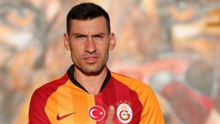 Galatasaray'da Şener Özbayraklı depremi