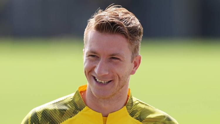Almanya'da yılın futbolcusu Marco Reus seçildi!