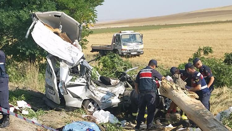Feci kazada 3 kişi hayatını kaybetti