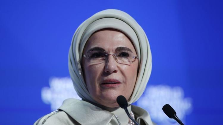 Emine Erdoğan'dan "Salda Gölü" paylaşımı