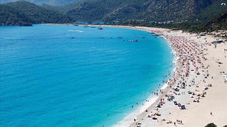 Bakan Ersoy açıkladı: Otellerin tamamı doldu
