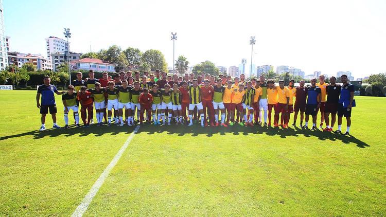 U19 derbisinde dostluk rüzgarı!