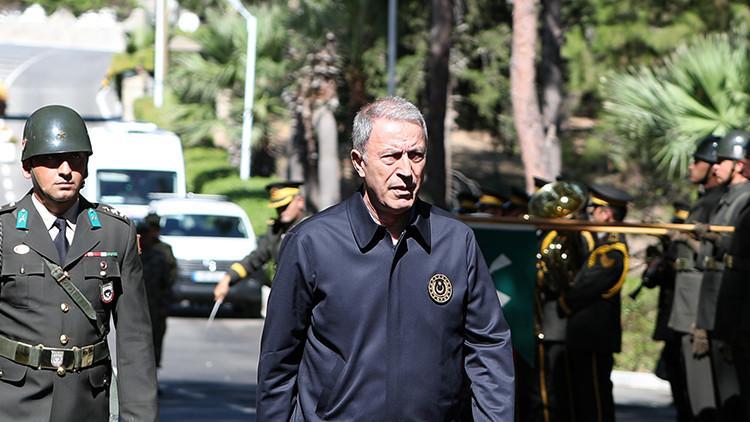 Son dakika.. Milli Savunma Bakanı Akar'dan Kıbrıs mesajı