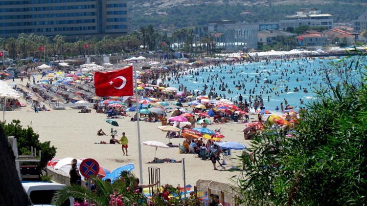 Oteller yüzde 100 doldu! Kişi sayısı milyonu aştı