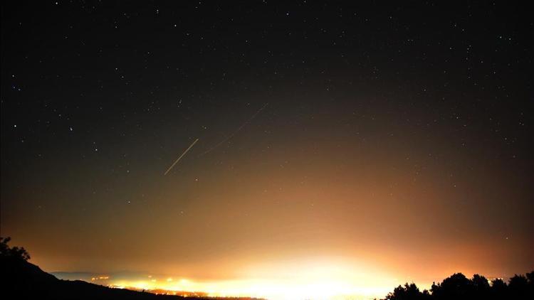 Meteor yağmuru saat kaçta? Perseid meteor yağmuru bugün de devam ediyor