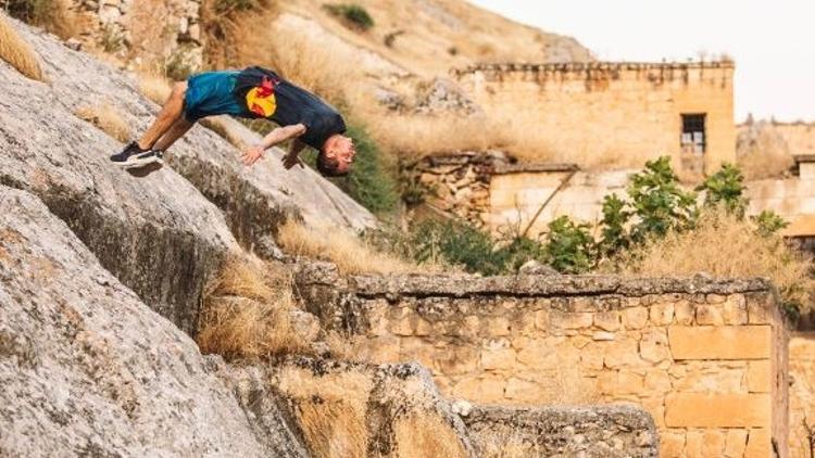 Freerun’ın en iyisi Titarenko'dan tarihi cennet Halfeti'de şov
