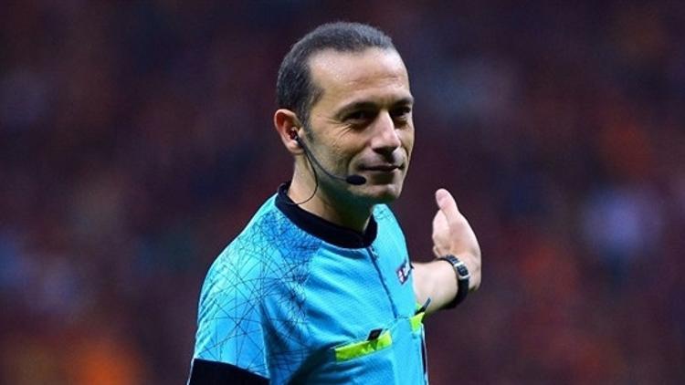Dev final öncesi Cüneyt Çakır konuştu!