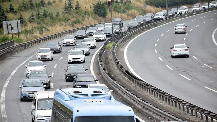 Köprü ve otoyollar saat kaça kadar ücretsiz?
