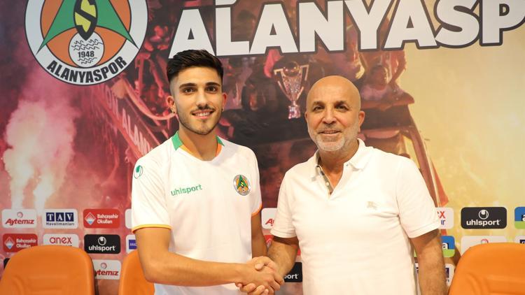 Umut Güneş, Alanyaspor'da! | Transfer haberleri...