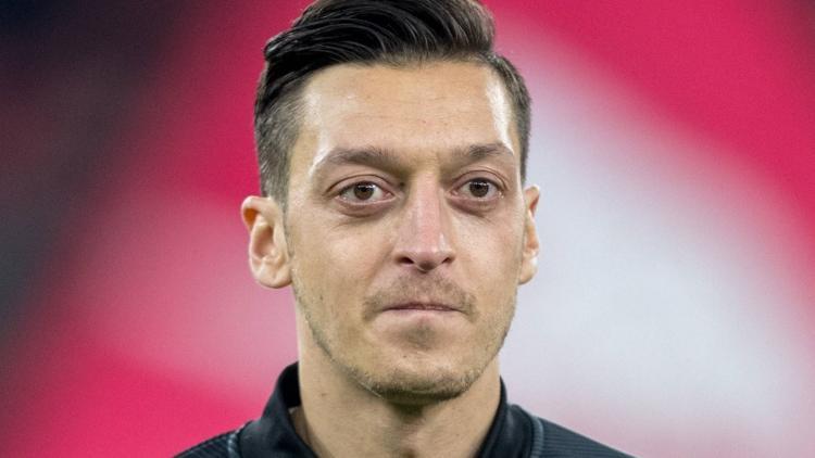 Unai Emery'den "Mesut Özil" açıklaması