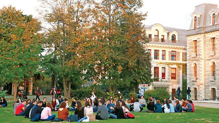 Üniversitelere e-kayıtlar başladı