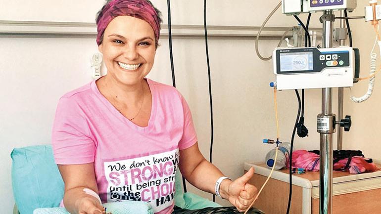 Dünyayı gezerken teşhis kondu, şimdi farkındalık için yollarda... Her şehirde kanseri anlatacak