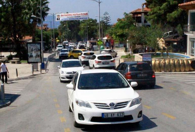 Akyakaya turist akÄ±nÄ± NÃ¼fus patladÄ±, araba koyacak yer kalmadÄ±